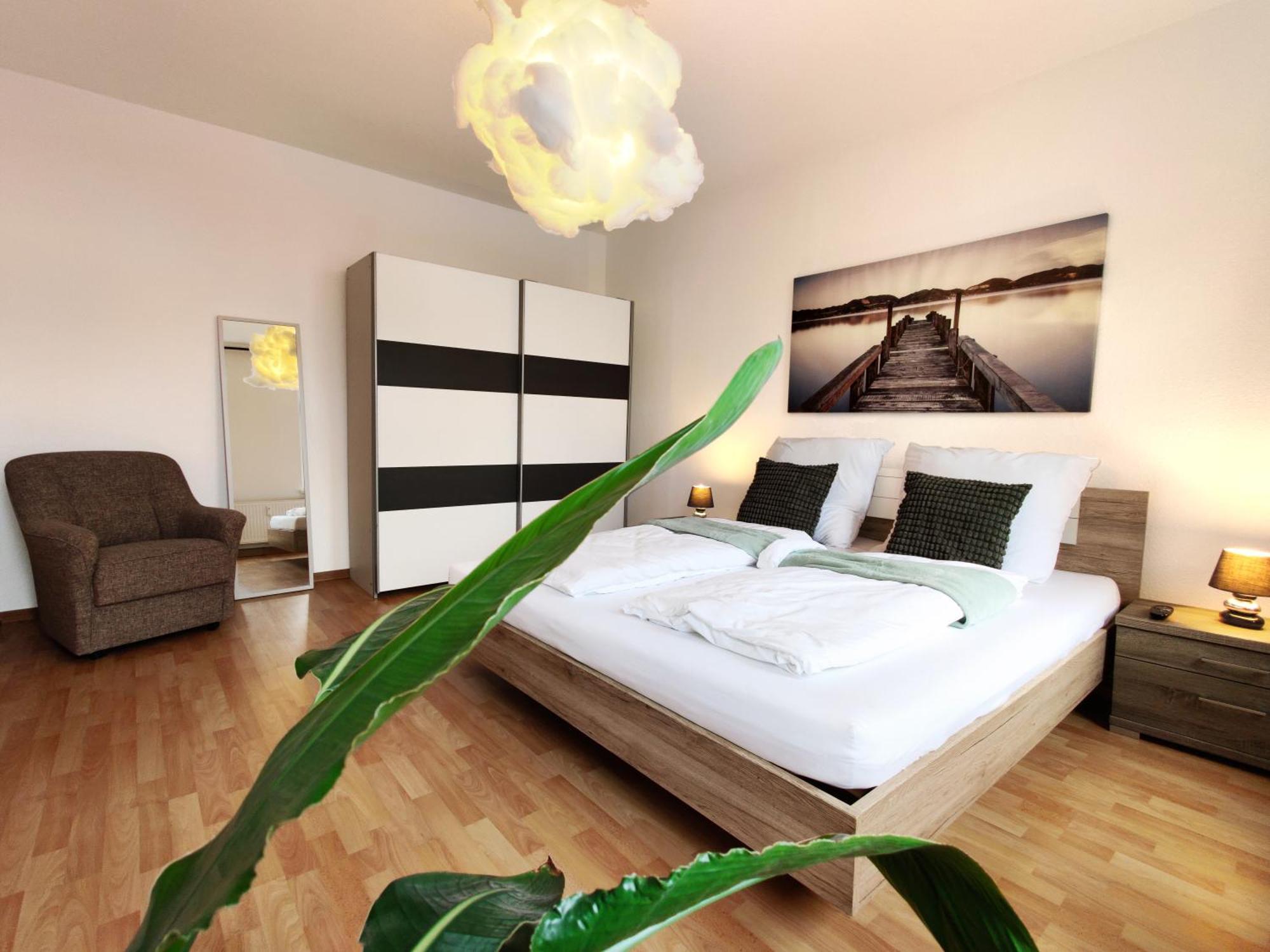 Apartment Stilvolles In Zwischen Flughafen, Messe, Porsche Und Bmw
